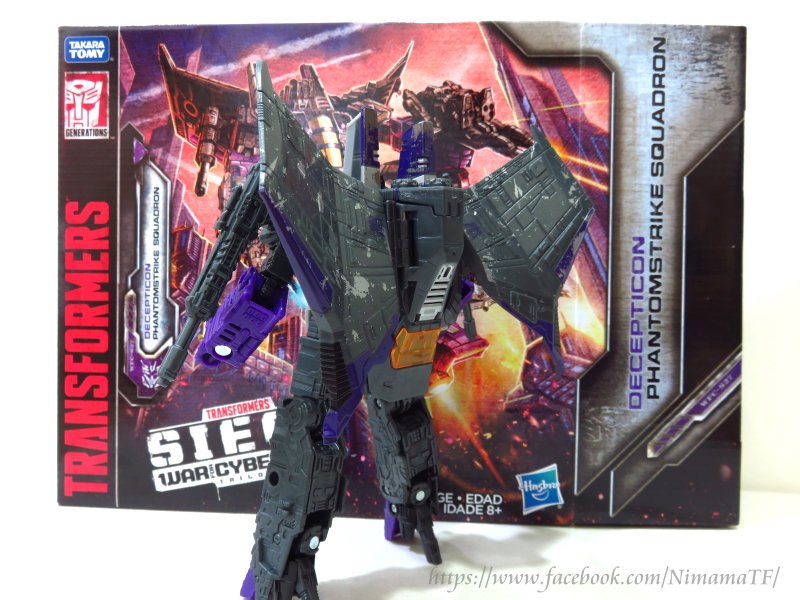 In Hand Photos Of Siege Skywarp Phantomstrike Squadron 09 (9 of 43)